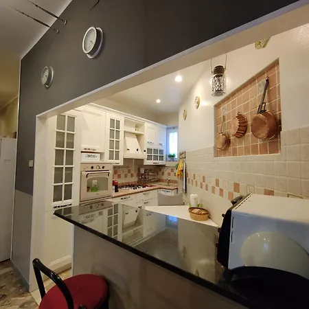 Διαμέρισμα Intero Ampio Ed Elegante Zona Navile-fiera