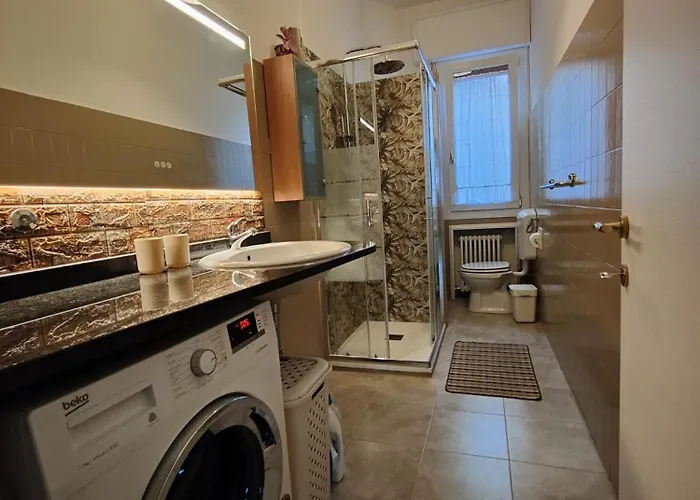 Apartament Intero Ampio Ed Elegante Zona Navile-fiera