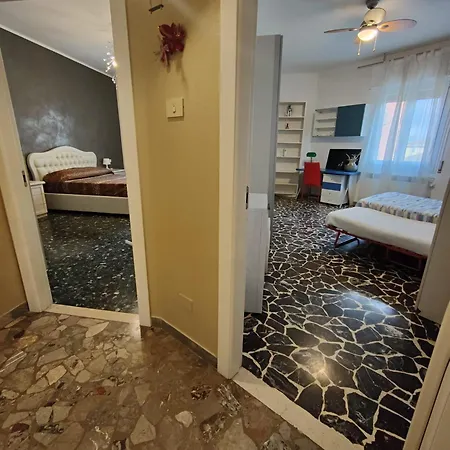 Intero Ampio Ed Elegante Zona Navile-fiera