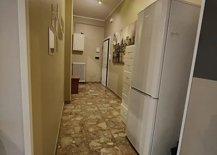 Intero Ampio Ed Elegante Zona Navile-fiera Apartman *