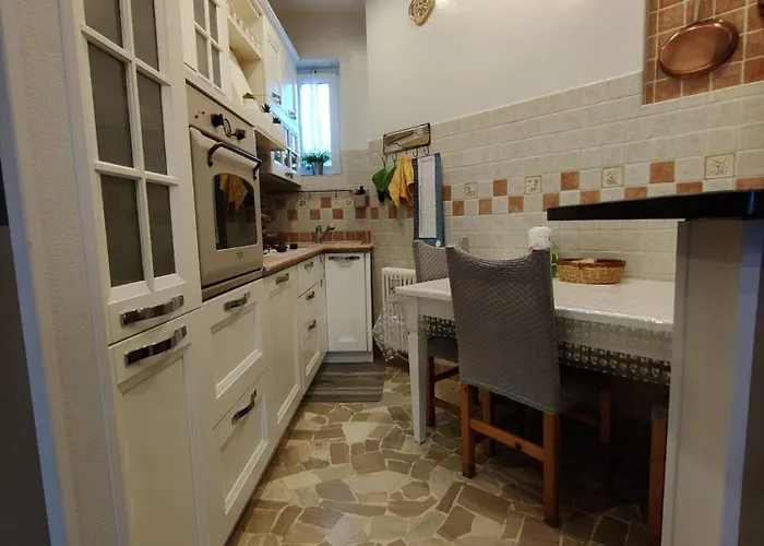 Intero Ampio Ed Elegante Zona Navile-fiera * בולוניה