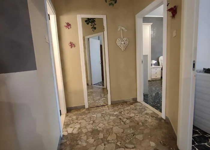 Intero Ampio Ed Elegante Zona Navile-fiera بولونيا