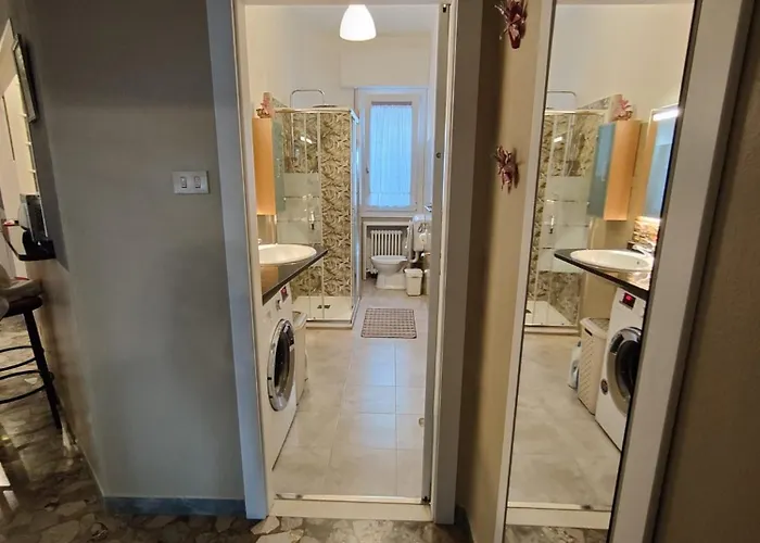 Intero Ampio Ed Elegante Zona Navile-fiera بولونيا